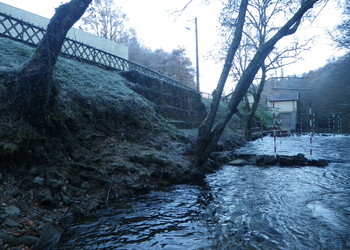 Des berges raides à réaménager au droit de la base de canoë-kayak