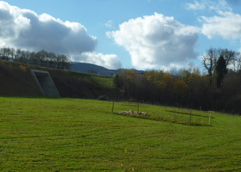 Vue sur la sortie du passage à faune inférieur des Essapeux (novembre 2015)