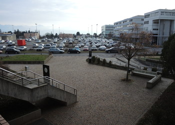 La reconversion des parkings offrirait des opportunités pour la nature