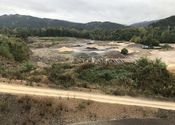 2017 ; Fin d’exploitation de la gravière (surfaces de stockage/concassage de matériaux)