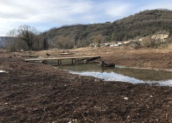 Travaux (janvier 2020) : terrassement de la zone humide et aménagement du cheminement en bois