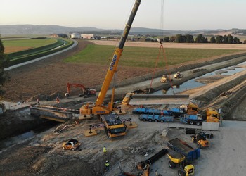 Travaux (2020) - Reconstruction d’un nouveau pont en amont (© RWB)