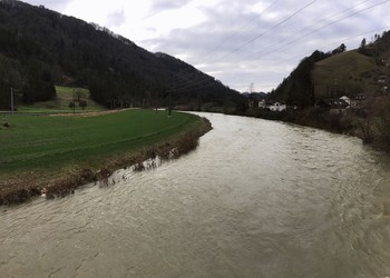 Etat réalisé (janvier 2018) - Crue de la Birse. Il est possible de constater que la section d’écoulement de la Birse, augmentée lors de ces travaux est pratiquement remplie.