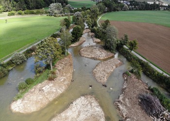 Etat réalisé (septembre 2022) – Bied de Môtiers : Chenaux érodables lors d’une première montée des eaux (entre Qmoy et Q1)