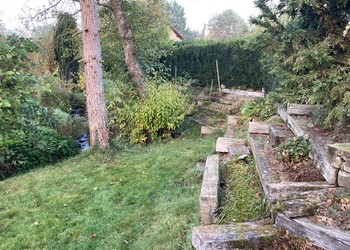 Etat initial (octobre 2021) – De nombreuses structures sur les rives sont vouées à être démontées.