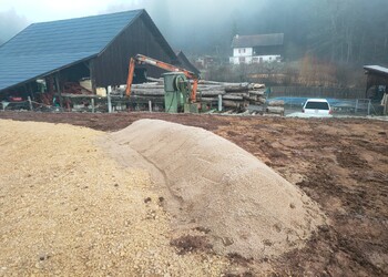 Etat réalisé (décembre 2025) – Tas de sable en faveur du crapaud calamite à côté du grand étang